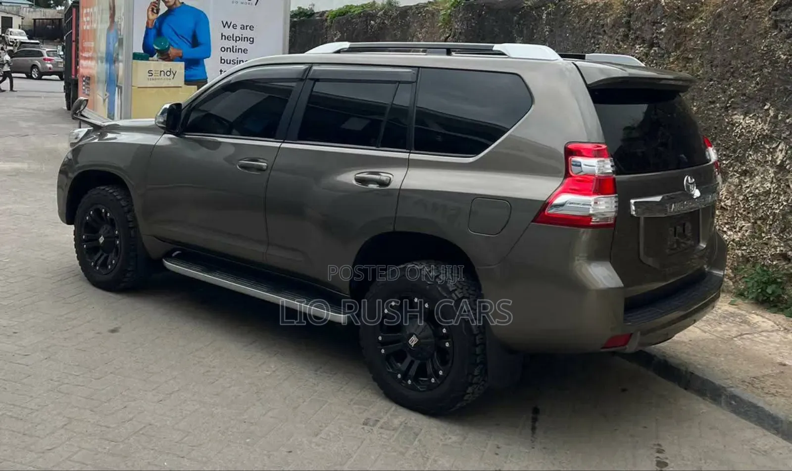 Toyota Land Cruiser Prado 2017 Gray