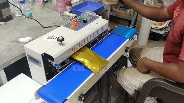 Automatic Polybag Sealing Machine - main view