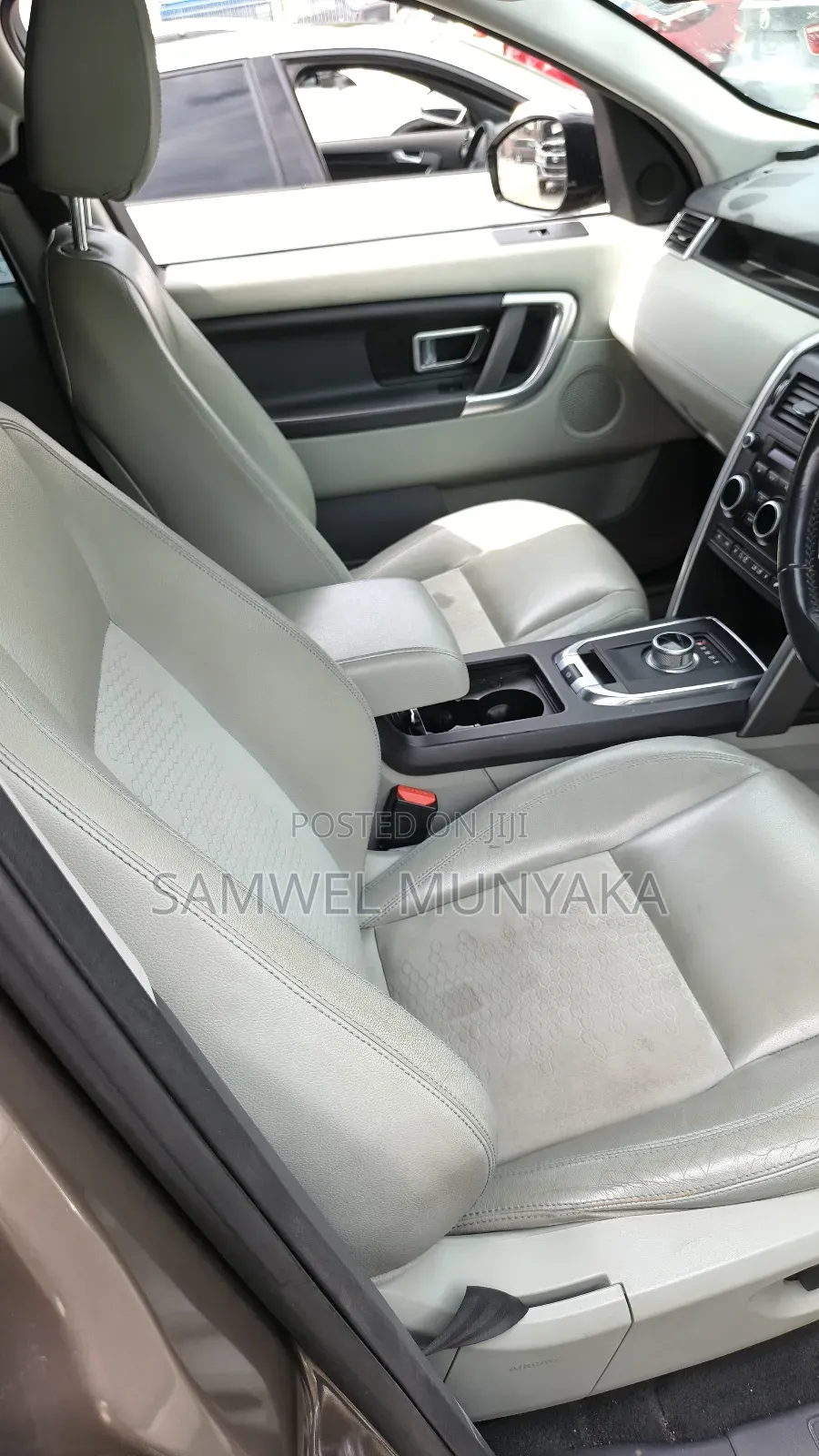 Land Rover Discovery Sport SE 2017 Brown