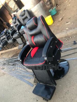 Movable Barber Chairs With Recliner - thumbnail 2