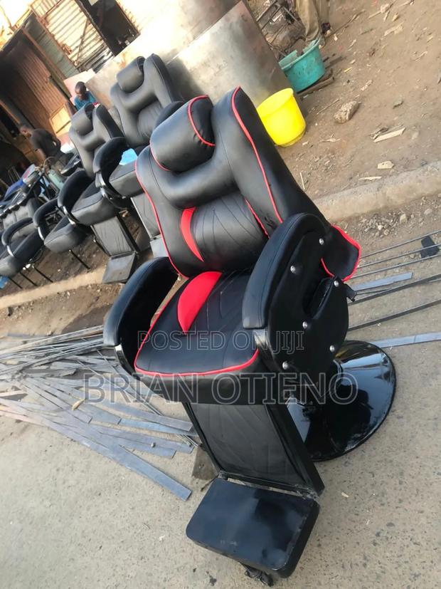 Movable Barber Chairs With Recliner - main view