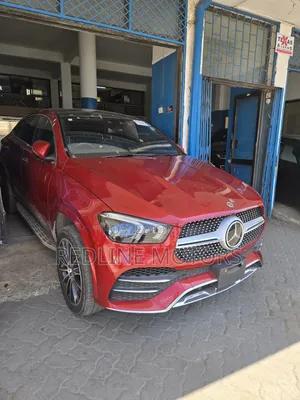 Mercedes-Benz GLE-Class GLE 400d 4MATIC 2021 Red