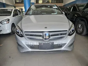 Mercedes-Benz B-Class B180 Petrol 2018 Silver