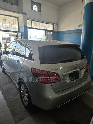 Mercedes-Benz B-Class B180 Petrol 2018 Silver
