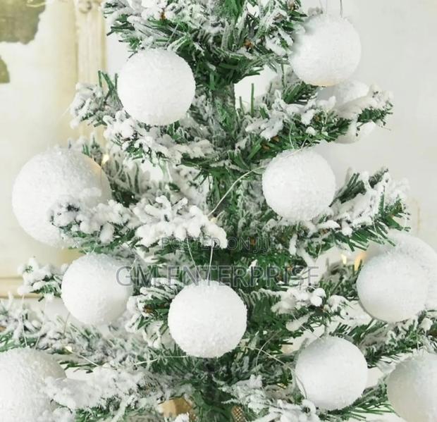 6pcs White Snow Christmas Balls
