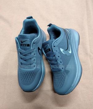 Kids Nike Zoom - main view