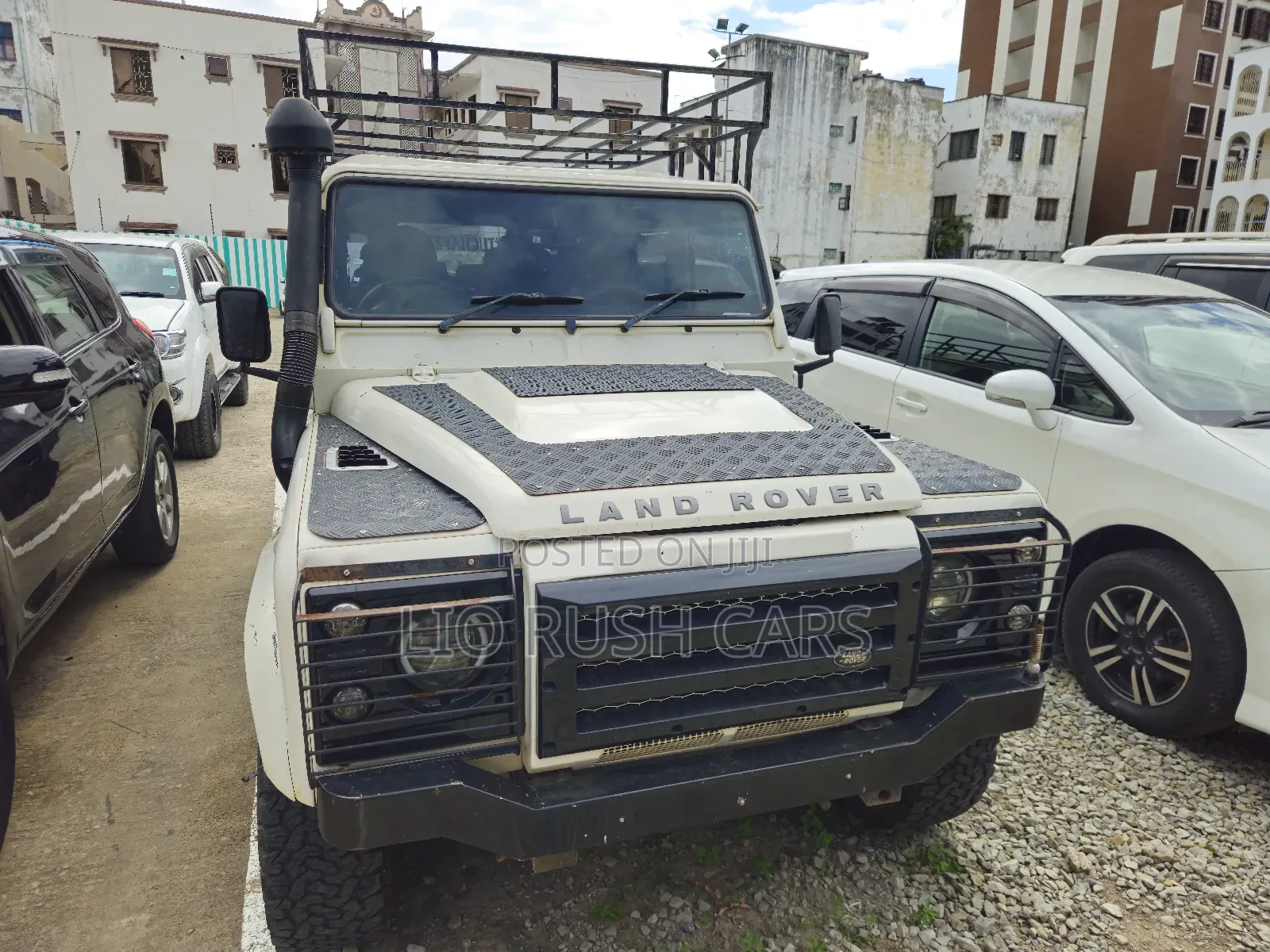 Land Rover Defender 2014 White