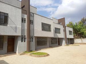 4bdrm Townhouse / Terrace in Gitaru for rent - main view