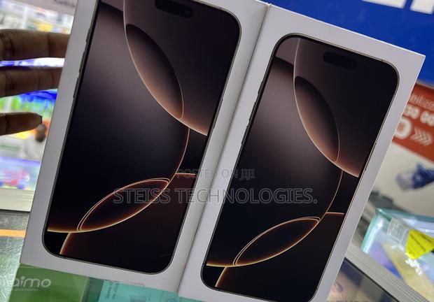 New Apple iPhone 16 Pro Max 256 GB Gold - thumbnail 3