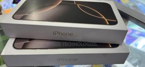 New Apple iPhone 16 Pro Max 256 GB Gold - thumbnail 2