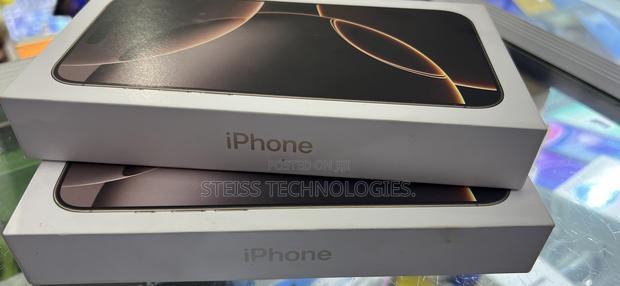 New Apple iPhone 16 Pro Max 256 GB Gold - main view