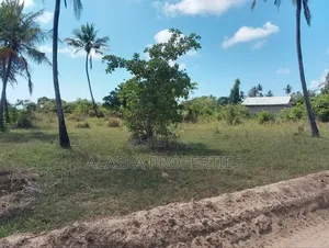 1/8 Prime Plot for Sale in Dongo Kundu Bypass