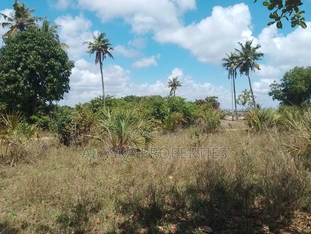 1/8 Prime Plot for Sale in Dongo Kundu Bypass - thumbnail 8