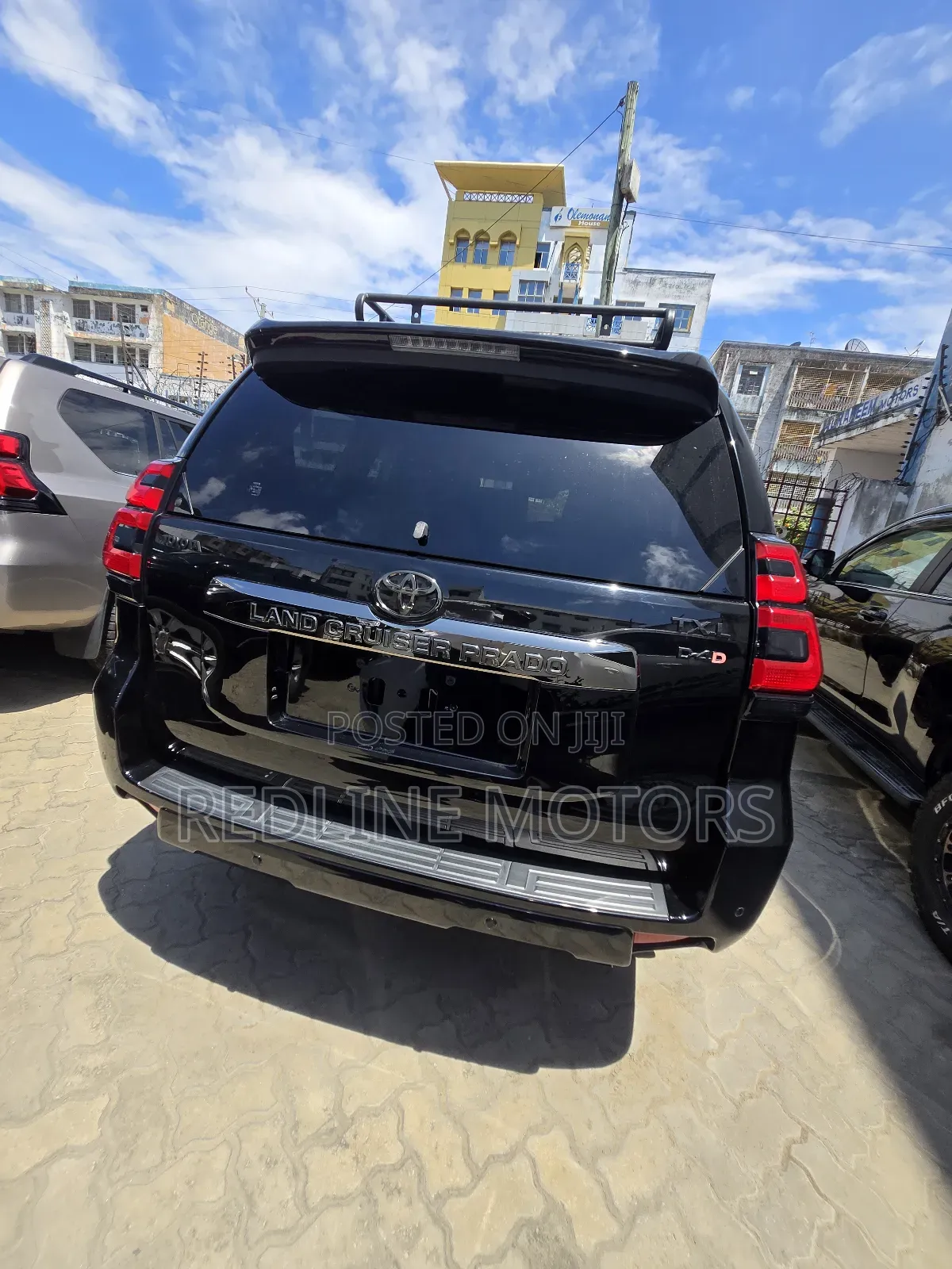 Toyota Land Cruiser Prado 2.8 2021 Matt Black