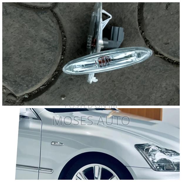 Toyota Crown Side Lamps, Wing Lights