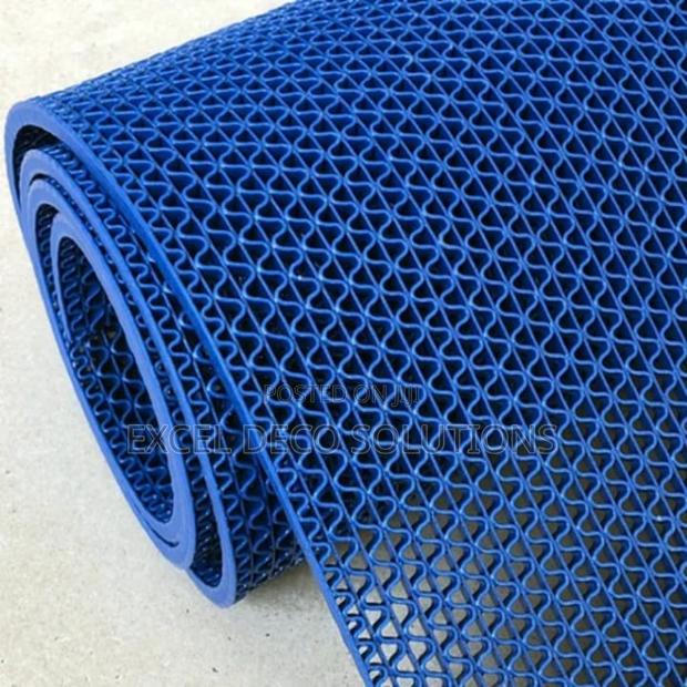 Weather-Proof PVC Mats – Outdoor Indoor Anti-Slip Safety Mats