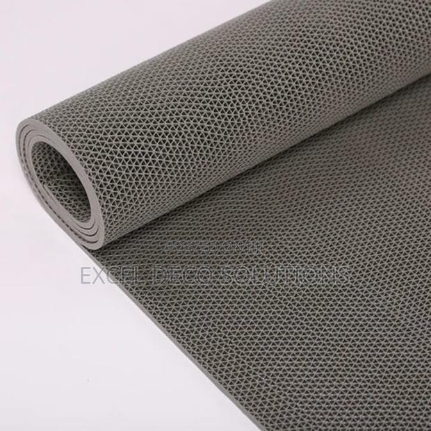 PVC Anti-Slip Mats – Premium Quality Safety Mats for Wet Surfaces