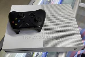 Neat Condition Xbox One S - main view