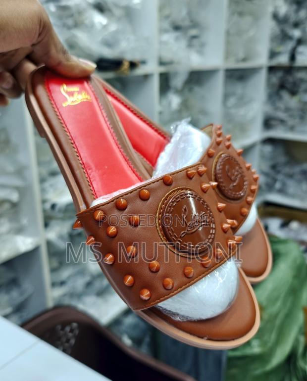 Christian Louboutin Size 37 38 39 40 41 42 - main view