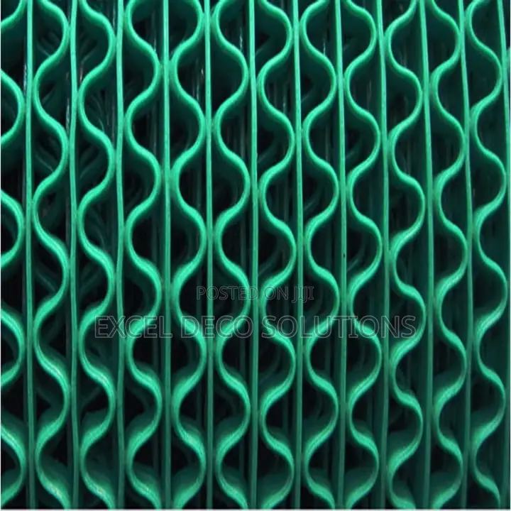 Anti-Slip PVC Mats – Keep Wet Floors Safe Stylish in Seconds!