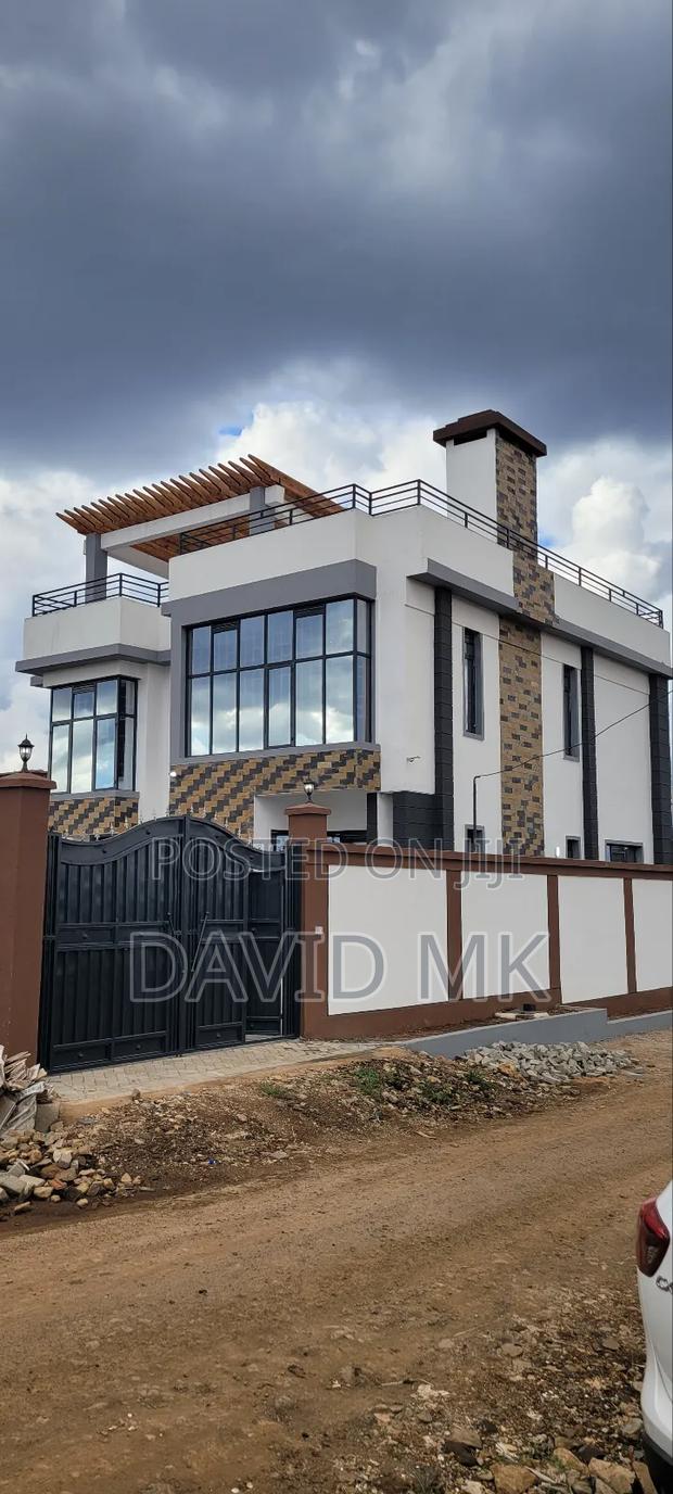 4bdrm Maisonette in Sukari B for sale