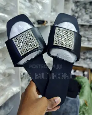 Gold / Silver Detail Zara Sandals Size 37 38 39 40 41 42