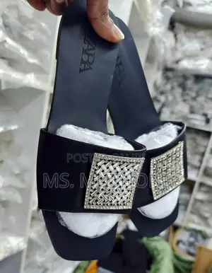 Gold / Silver Detail Zara Sandals Size 37 38 39 40 41 42