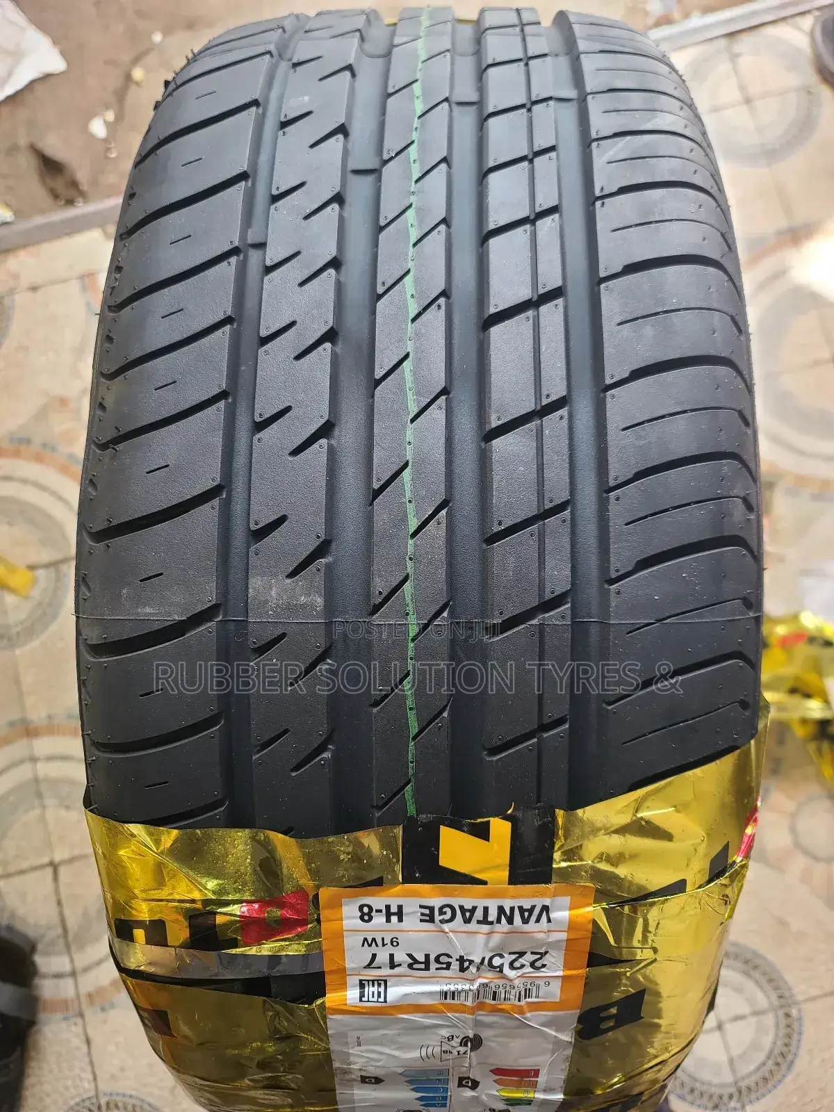 225/45r17 Boto Tires