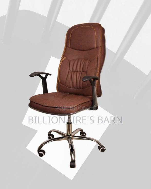 Durable Chair (Pro-Grade) Leather | Comfort Meets Style