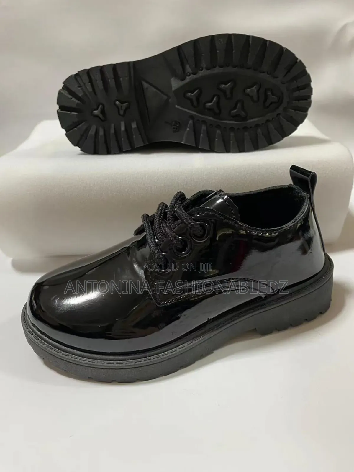 Kids Wetlook School Shoes 25-42
