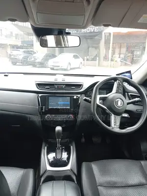 Nissan X-Trail 2.0 Petrol FWD 2018 Pearl
