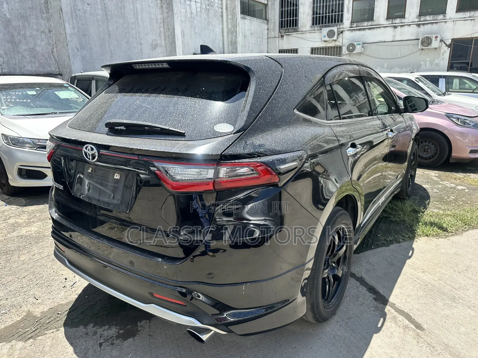 Toyota Harrier 2.0 4WD 2019 Black
