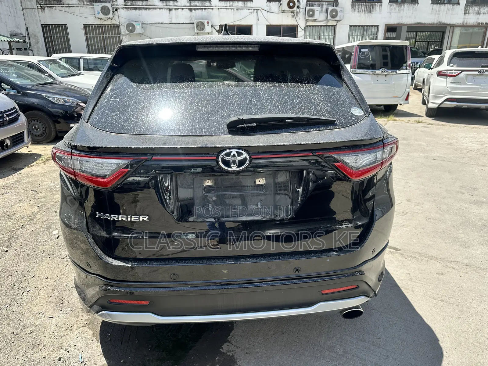 Toyota Harrier 2.0 4WD 2019 Black