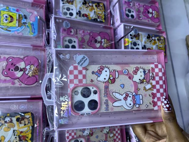 Sanrio iPhone 16 Pro Max Hello Kitty Glitter Magsafe Case - main view