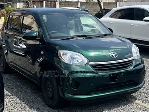 Toyota Passo 1.0 FWD 2018 Green
