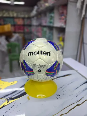 Molten Soccer Ball Size 5 Football/ Mpira