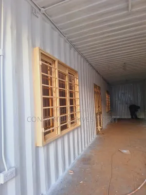 40ft Container Storange Unit- Fabrication Into A Storage Unit.