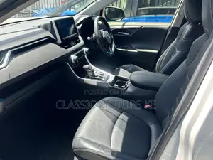 Toyota RAV4 Hybrid 2020 White