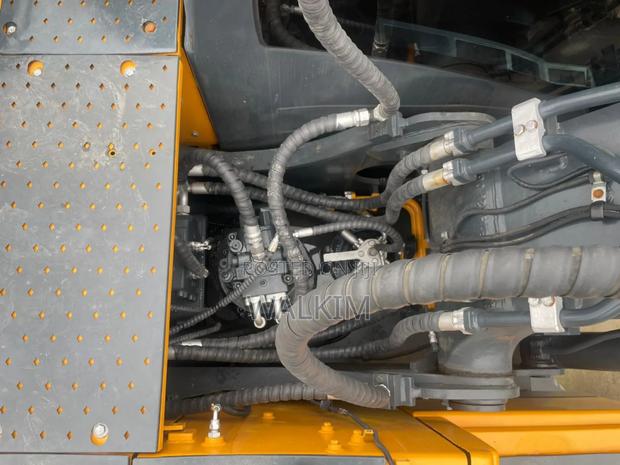 Used Hyundai 220lc - thumbnail 4