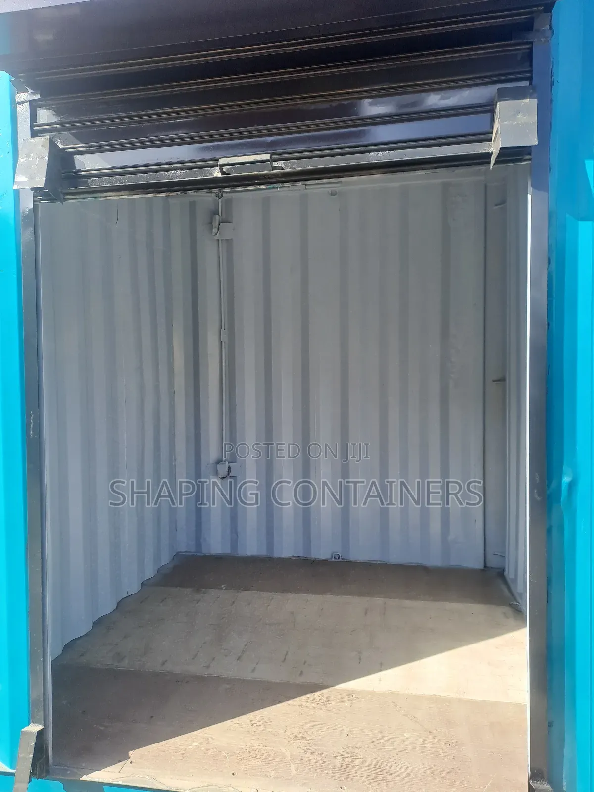 40ft Container Shops 4 Doors