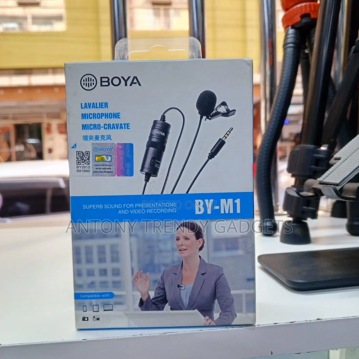 Boya By-m1 Omnidirectional Mic – Ideal For Interviews & Video