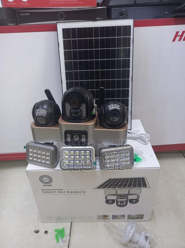 4g Triple Lens 4g Solar Floodlight Ptz Outdoor Camera - main view