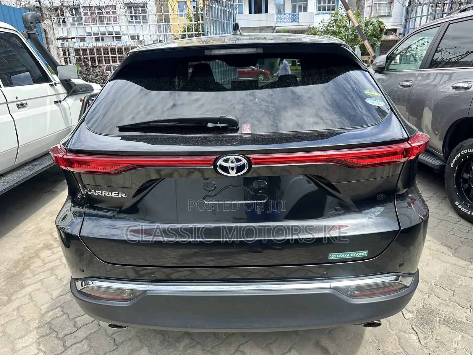 Toyota Harrier 2.0 4WD 2020 Black