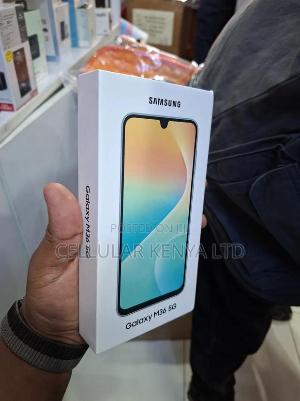 New Samsung Galaxy M36 5G 128 GB Black - thumbnail 3