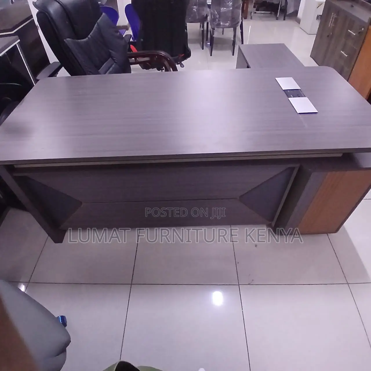 Office Workstation With Drawers