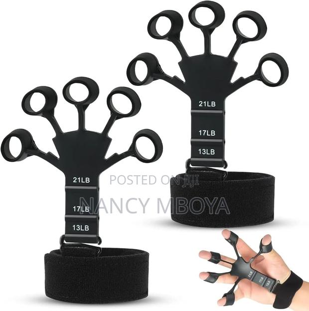 Finger Gripper - For Finger Flexibility Training - thumbnail 3