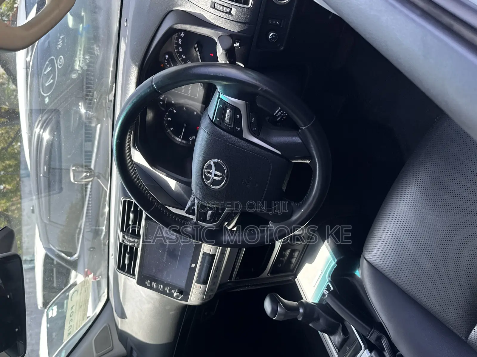 Toyota Land Cruiser Prado 2.8 2022 Gray