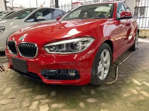 BMW 118i 2018 Red