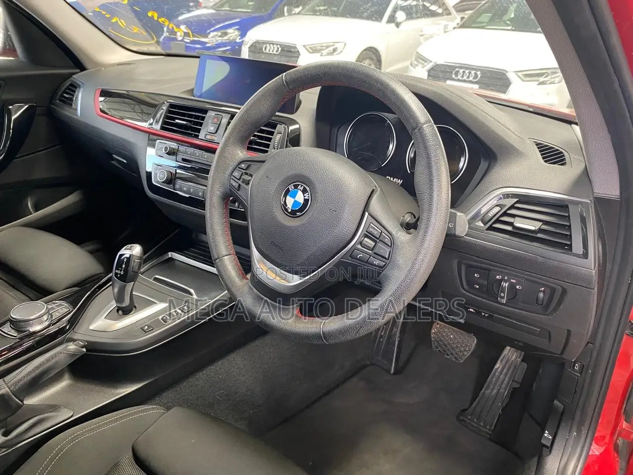 BMW 118i 2018 Red