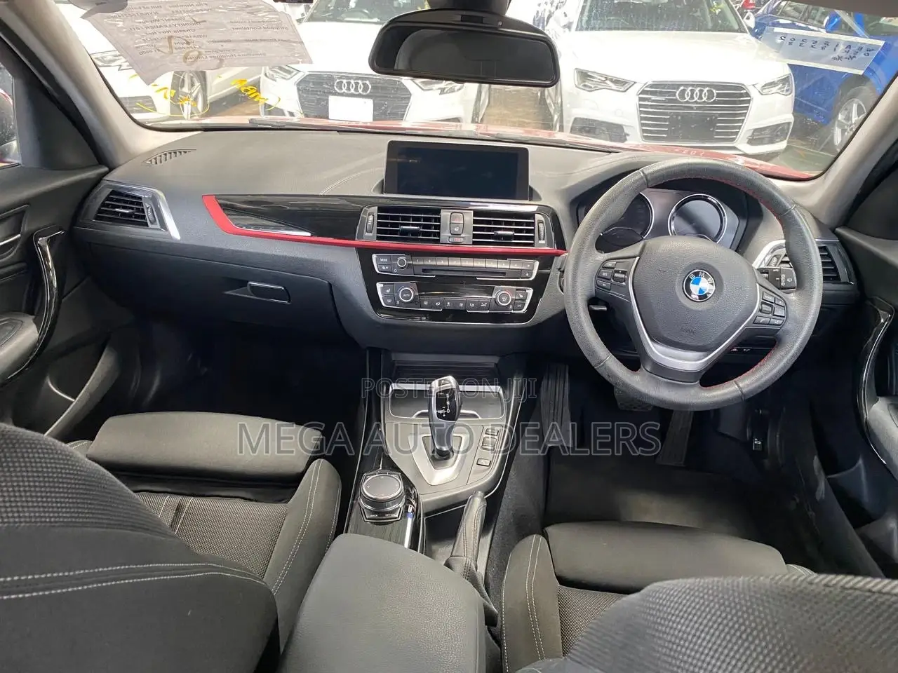 BMW 118i 2018 Red